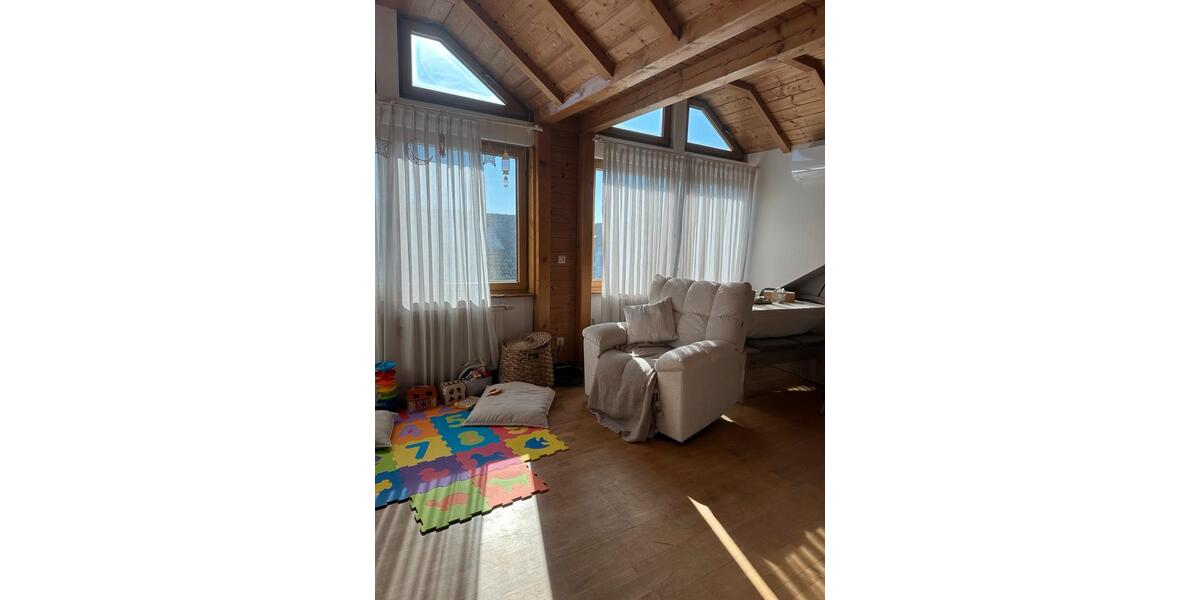 Dachgeschoßwohnung Ludwigshafen am Rhein Rheingönheim - 2 Zimmer, 80 m&sup2;, 895&euro; | Angebot:25516749