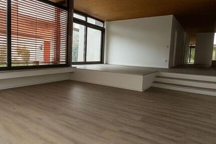 Lichtdurchflutetes Architektenhaus mit Garten in 76684 Tiefenbach 4 zimmer