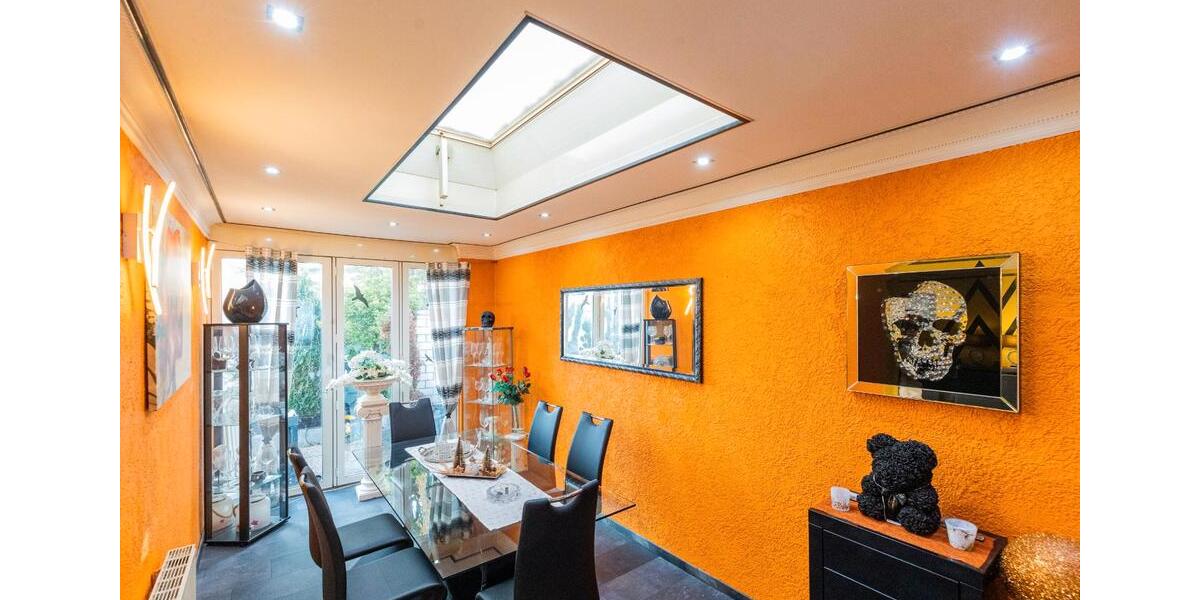 Einfamilienhaus Mannheim Käfertal - 6 Zimmer, 251 m&sup2;, 699.000&euro; | Angebot:27077901