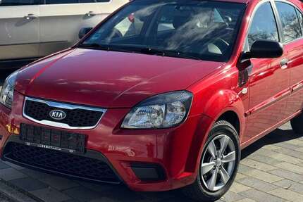 Kia Rio 177.000 km 1.999 &euro; Ludwigshafen 67071