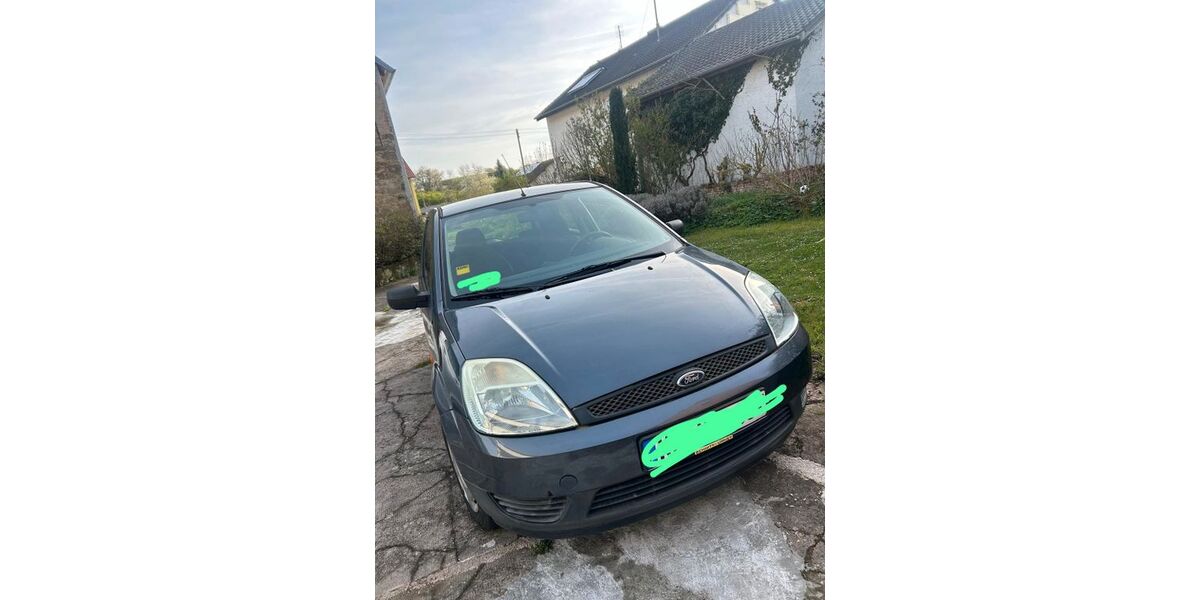 Ford Fiesta 144.500 km 990 &euro; Östringen 76684
