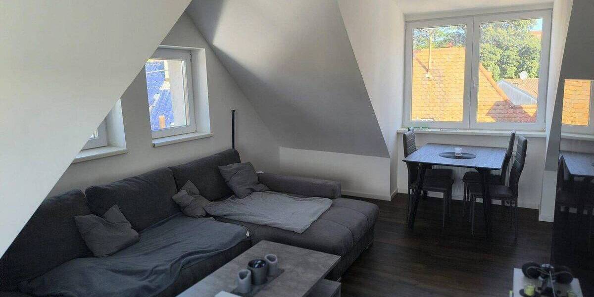 Etagenwohnung Wiesloch - 2 Zimmer, 85 m&sup2;, 1.150&euro; | Angebot:26929288