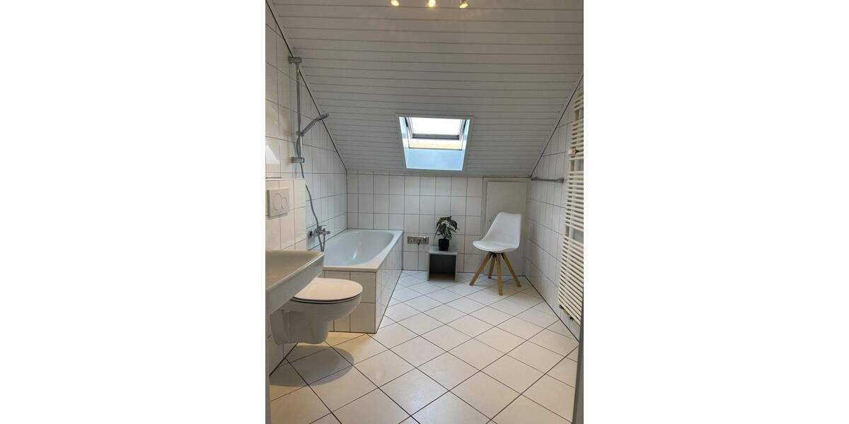 Etagenwohnung Sandhausen - 2 Zimmer, 63 m&sup2;, 790&euro; | Angebot:25179506