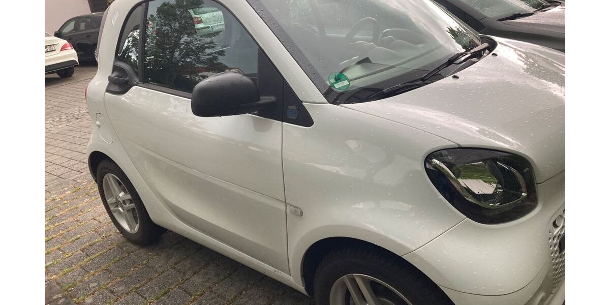 Smart ForTwo 23.500 km 9.650 &euro; Viernheim 68519