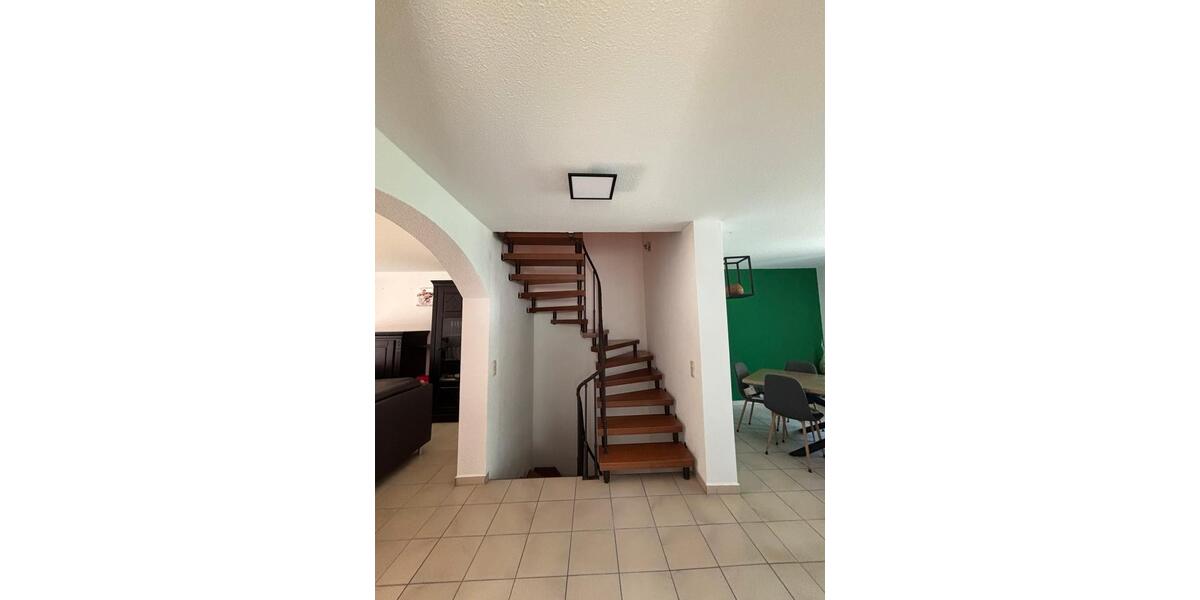 Doppelhaushälfte Obrigheim - 6 Zimmer, 157 m&sup2;, 380.000&euro; | Angebot:26876437