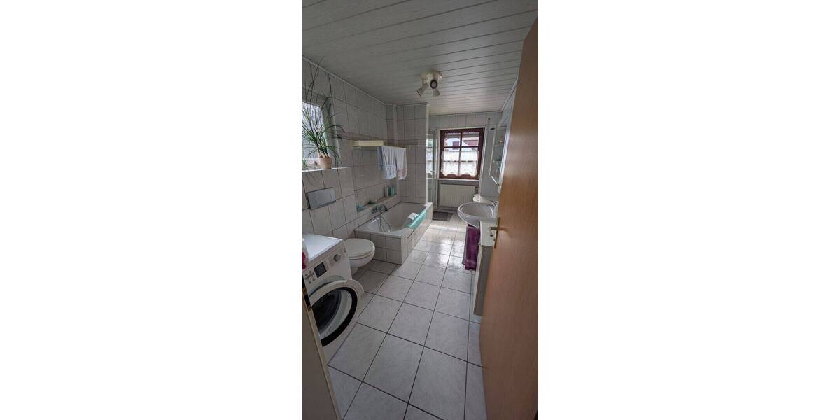 Mehrfamilienhaus, Wohnhaus Ludwigshafen am Rhein Mundenheim - 8 Zimmer, 160 m&sup2;, 499.000&euro; | Angebot:26915836