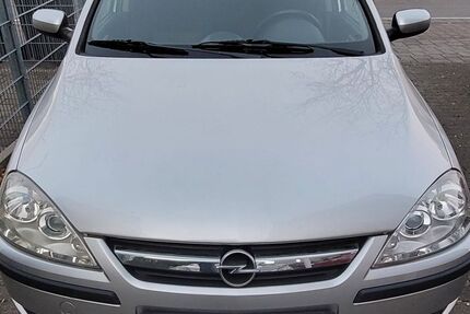 Opel Corsa 239.999 km 1.999 &euro; Lorsch 64653