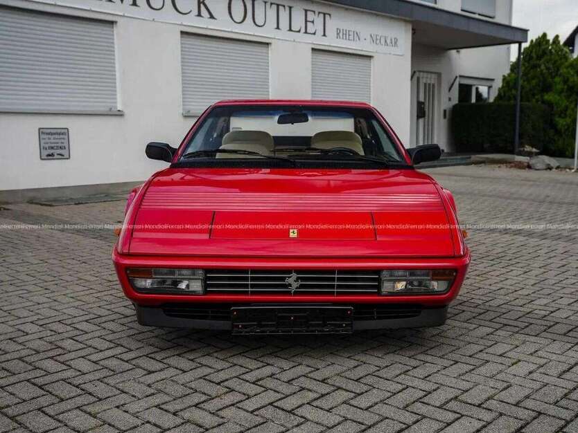 Ferrari Mondial 41.471 km 57.600 € Mannheim 68219
