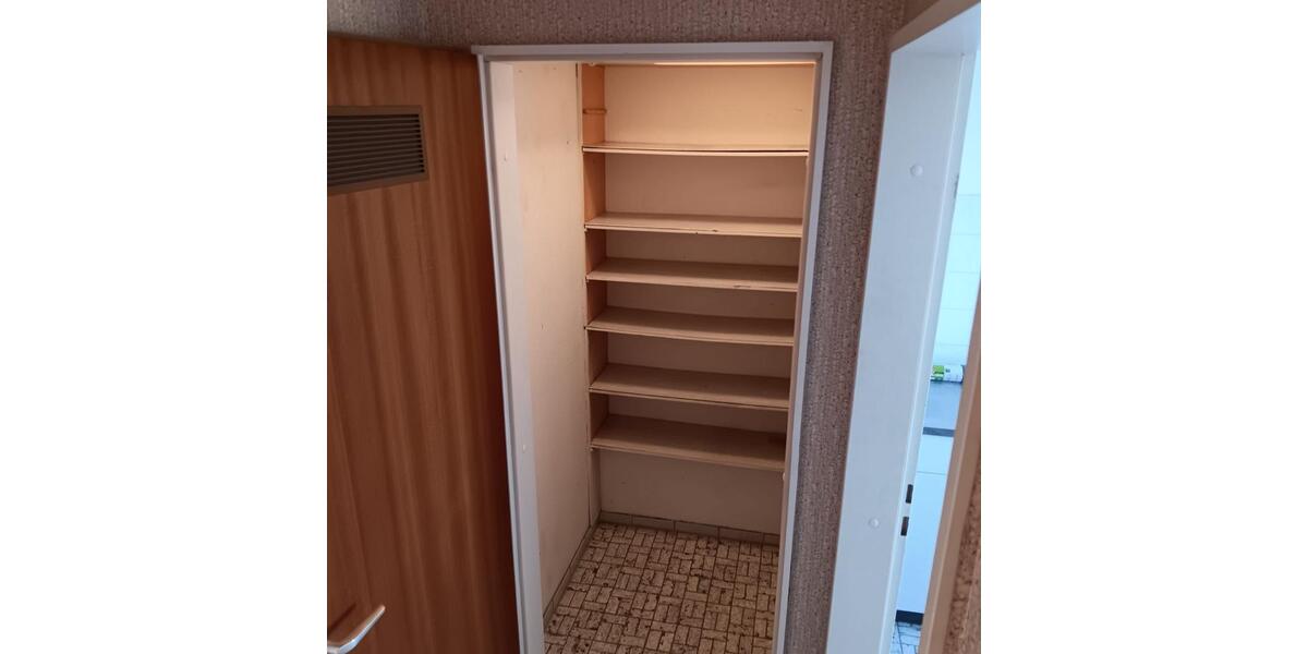 Etagenwohnung Schwetzingen - 3 Zimmer, 87 m&sup2;, 270.000&euro; | Angebot:26824170