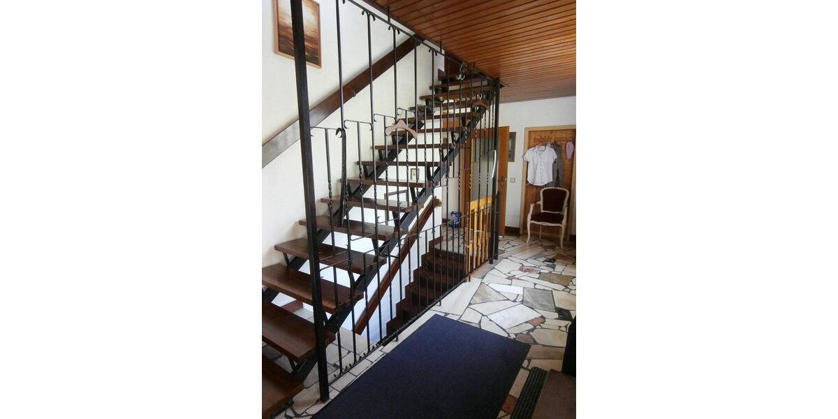 Doppelhaushälfte Heidelberg Ziegelhausen - 8 Zimmer, 275 m&sup2;, 650.000&euro; | Angebot:26833969