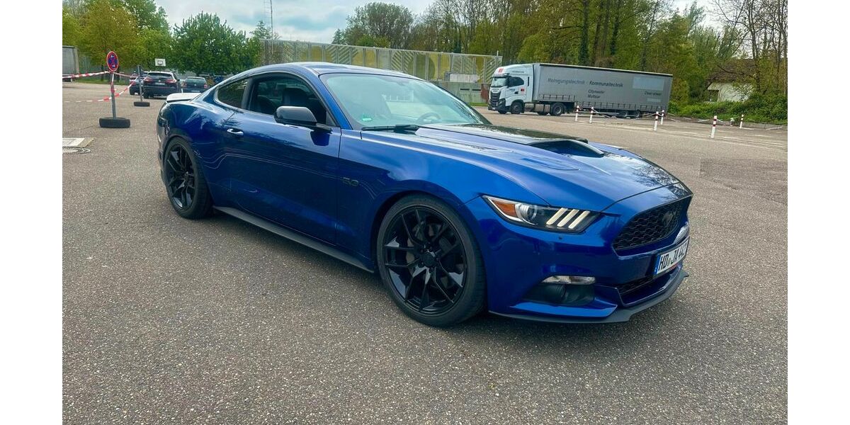 Ford Mustang 77.000 km 29.500 &euro; Wiesloch 69168