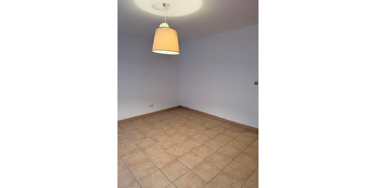 Erdgeschoßwohnung Mannheim Gartenstadt - 3 Zimmer, 95 m&sup2;, 1.200&euro; | Angebot:24787172