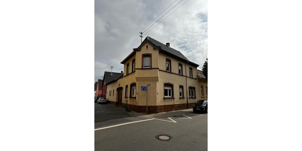Einfamilienhaus Ludwigshafen am Rhein Rheingönheim - 8 Zimmer, 207 m&sup2;, 489.000&euro; | Angebot:26426861