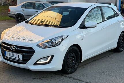 Hyundai i30 200.000 km 6.990 &euro; Ludwigshafen 67059