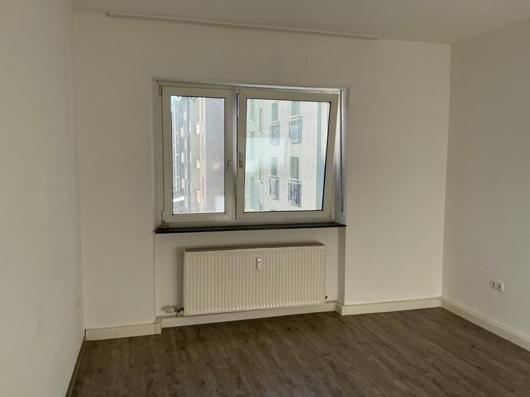 Etagenwohnung Ludwigshafen am Rhein Ludwigshafen-Hemshof - 2 Zimmer, 61 m&sup2;, 601&euro; | Angebot:25538015