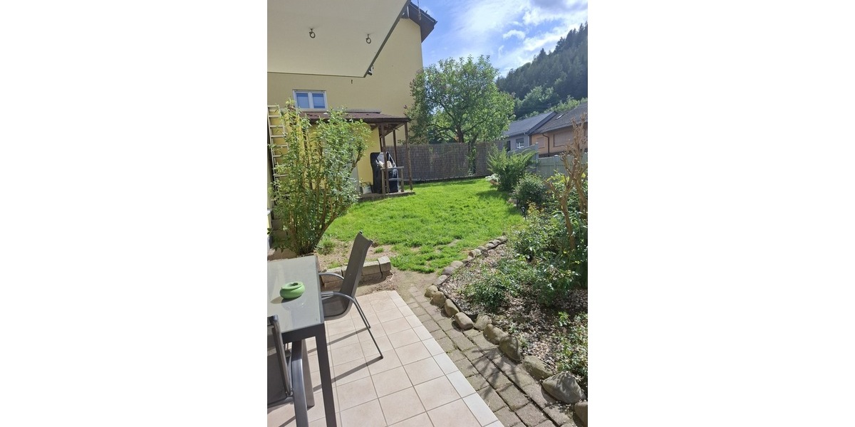 Dreifamilienhaus ohne Renovierungsstau - Mehrfamilienhaus, Wohnhaus Schönau Altneudorf | Angebot:26745399