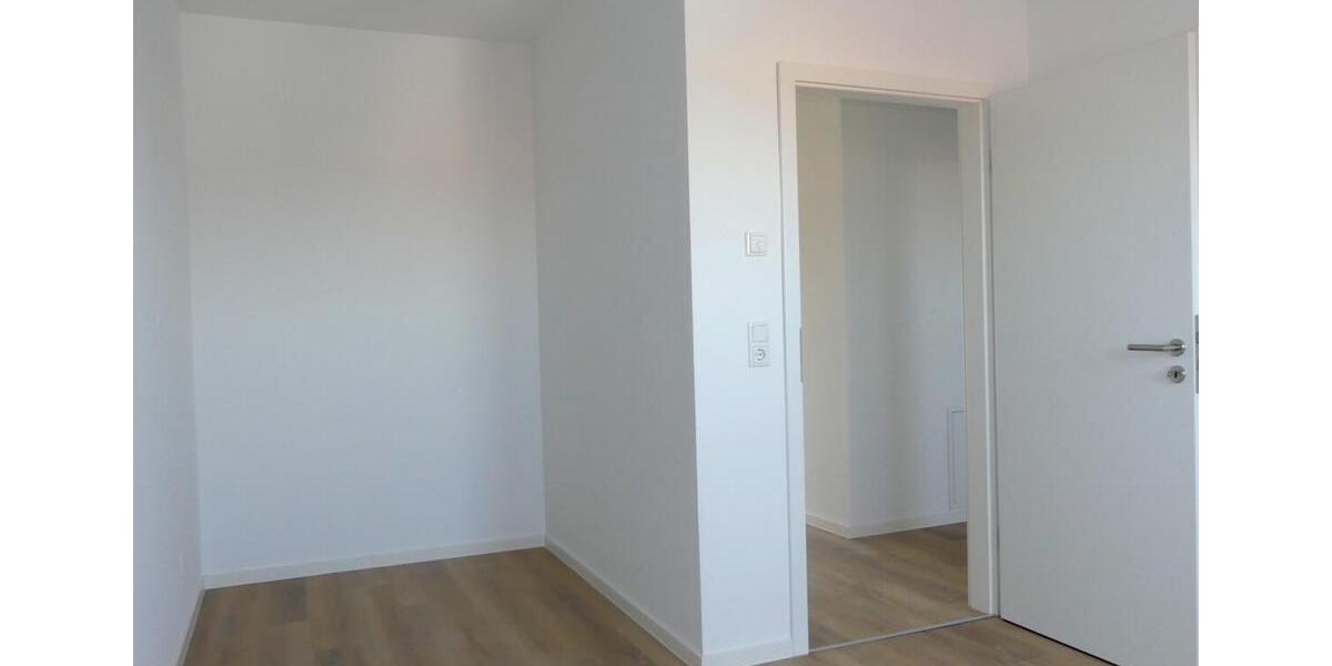 Etagenwohnung Waghäusel - 3 Zimmer, 115 m&sup2;, 1.580&euro; | Angebot:26301748