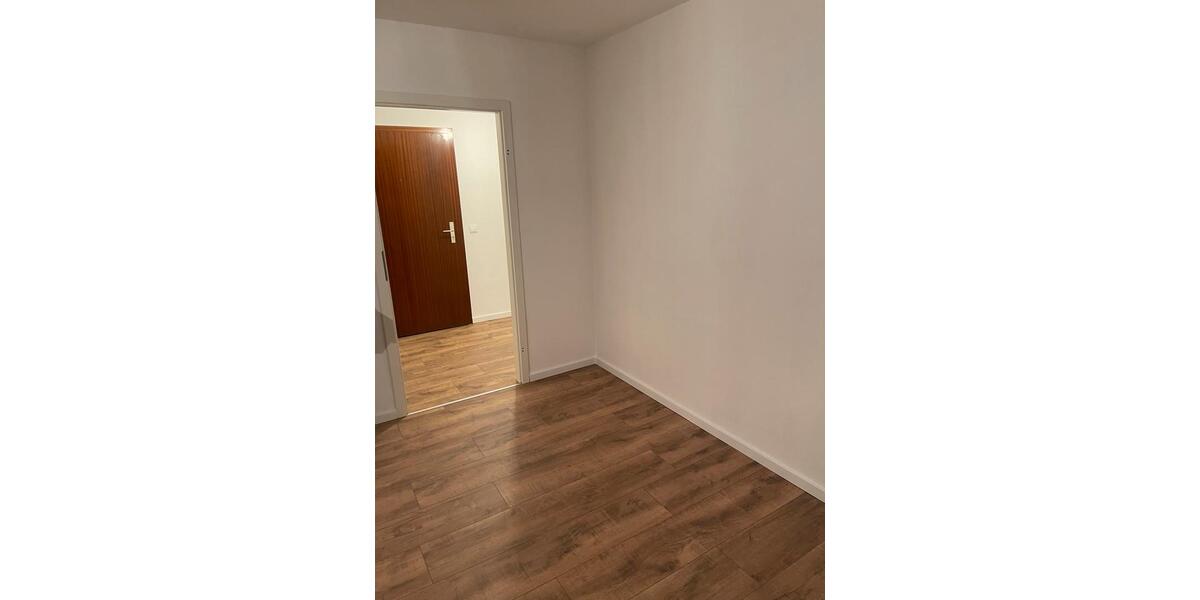 Etagenwohnung Ludwigshafen am Rhein Ludwigshafen-Hemshof - 2 Zimmer, 48 m&sup2;, 145.000&euro; | Angebot:27003775
