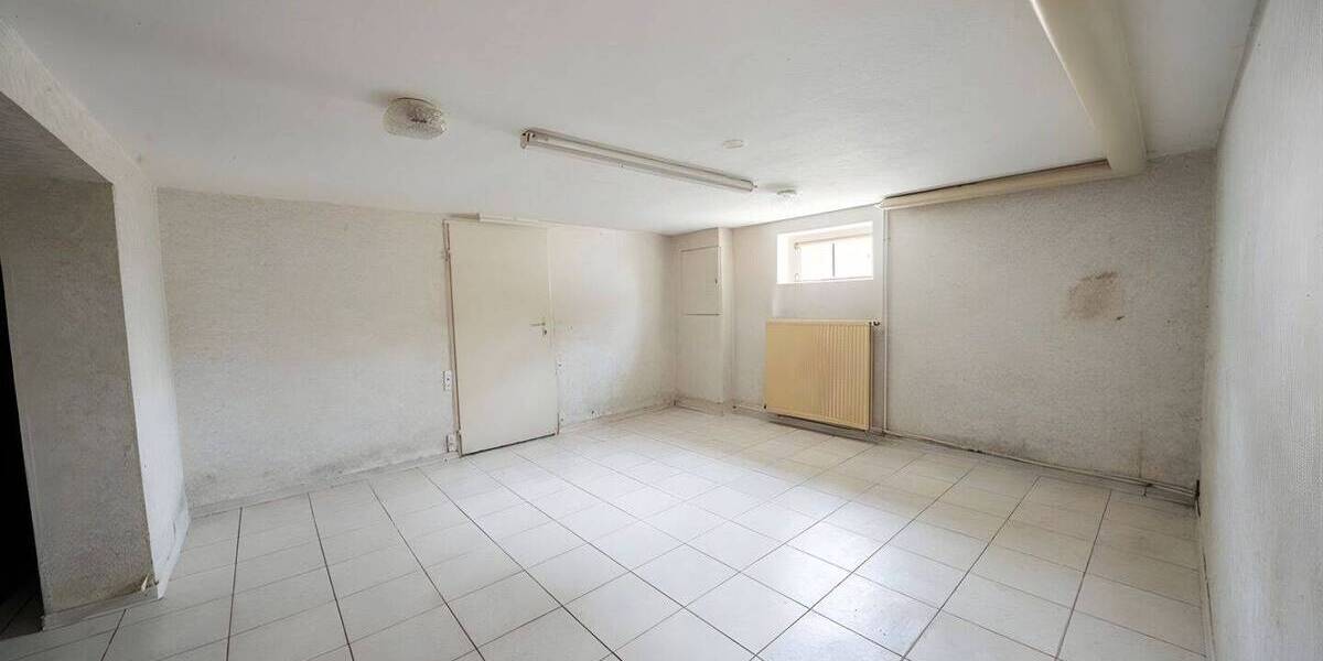 Einfamilienhaus Wiesenbach - 8 Zimmer, 223 m&sup2;, 500.000&euro; | Angebot:26307284