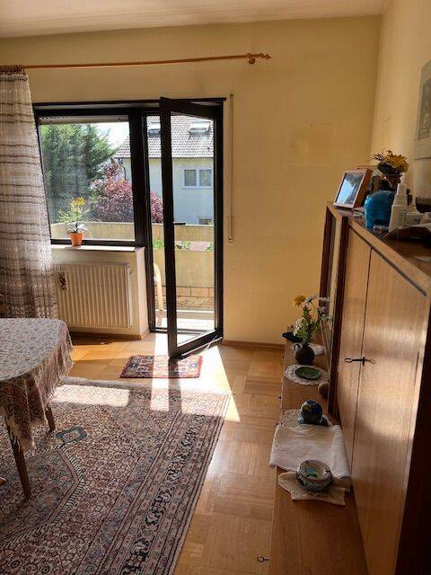 TOP gepflegtes Reihenmittelhaus, voll ausgebaut, 6 Zimmer, Garten, Garage, Stellplatz...