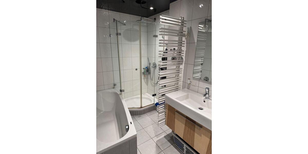 Dachgeschoßwohnung Hockenheim - 4 Zimmer, 89 m&sup2;, 249.900&euro; | Angebot:26384553