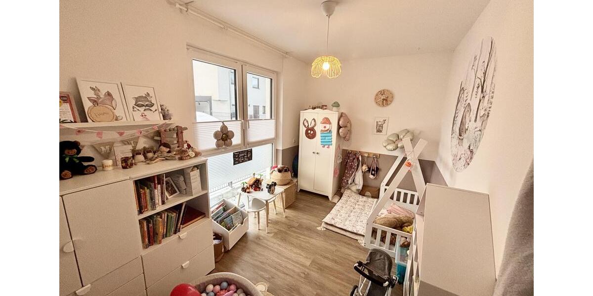 Etagenwohnung Römerberg - 4 Zimmer, 97 m&sup2;, 1.300&euro; | Angebot:25186790