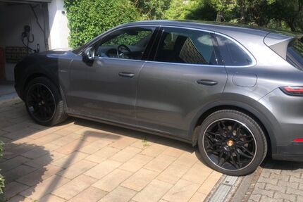 Porsche Cayenne 65.000 km 61.900 &euro; mannheim 68167
