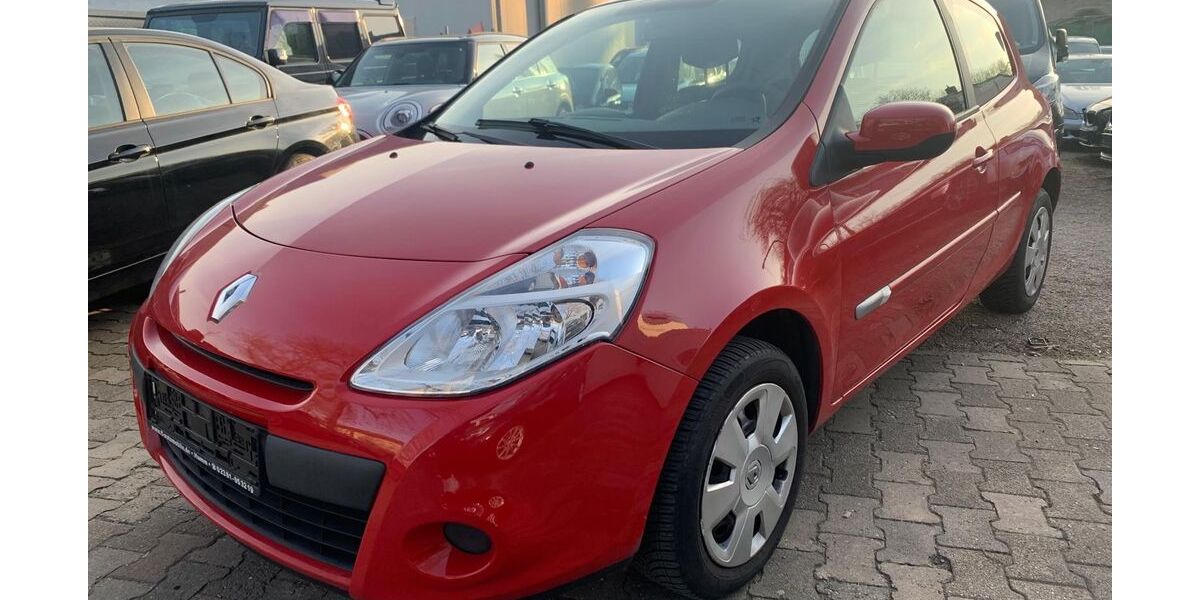 Renault Clio 160.000 km 2.650 &euro; Mannheim 68309