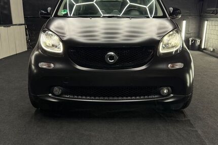Smart ForTwo 174.000 km 5.900 € Östringen 76684