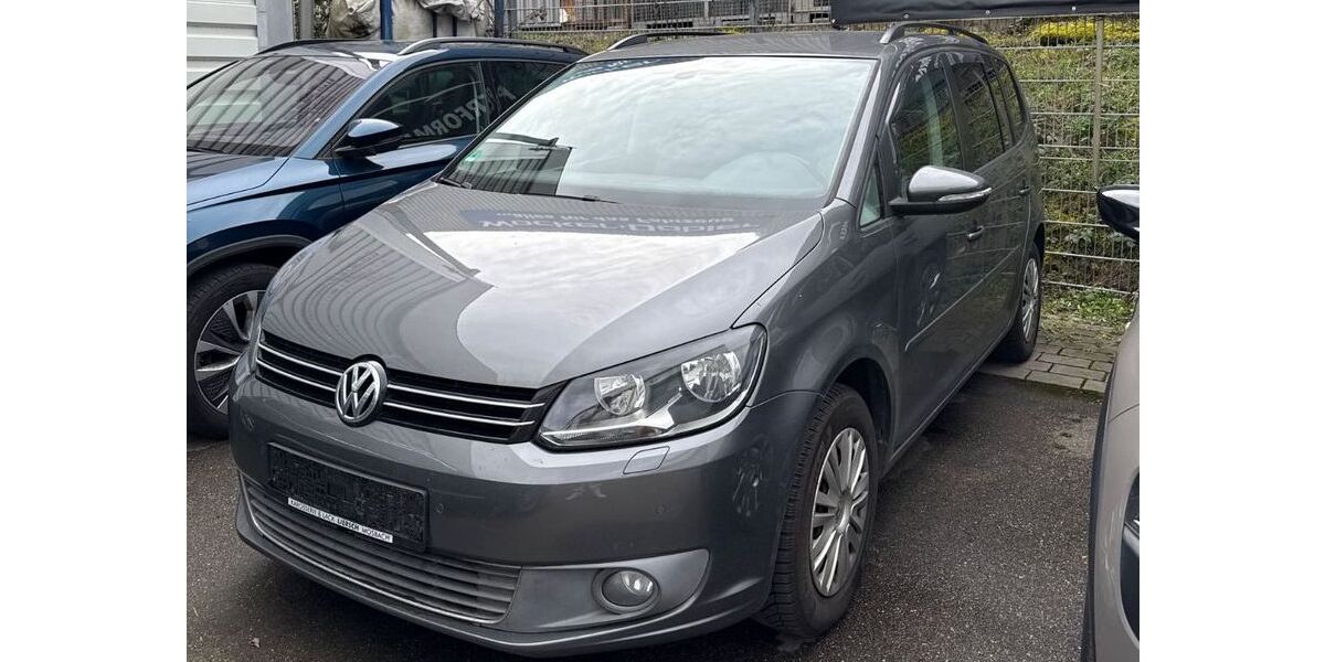 VW Touran 151.000 km 8.499 &euro; Sinsheim 74889