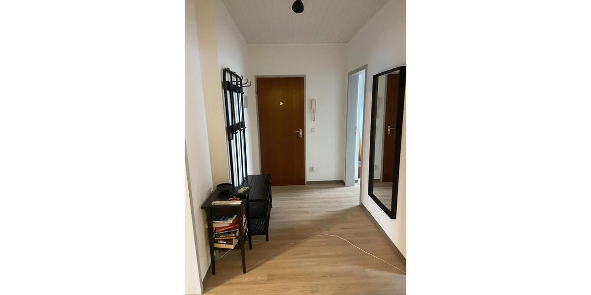 Dachgeschoßwohnung Mannheim Niederfeld - 3.5 Zimmer, 62 m&sup2;, 1.200&euro; | Angebot:25181070