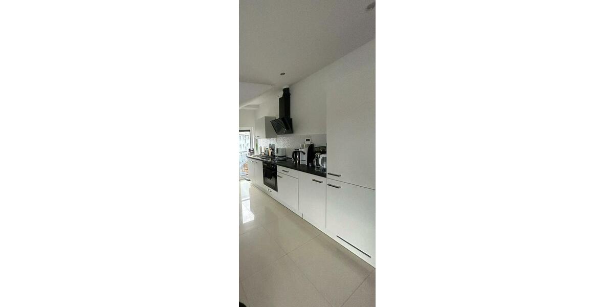 luxuriöse neubau 2Z dachgeschossPenthouse mit Terasse, EBK, FBH 2 zimmer