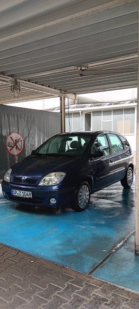 Renault Scenic 288.000 km 2.200 € Speyer 67346