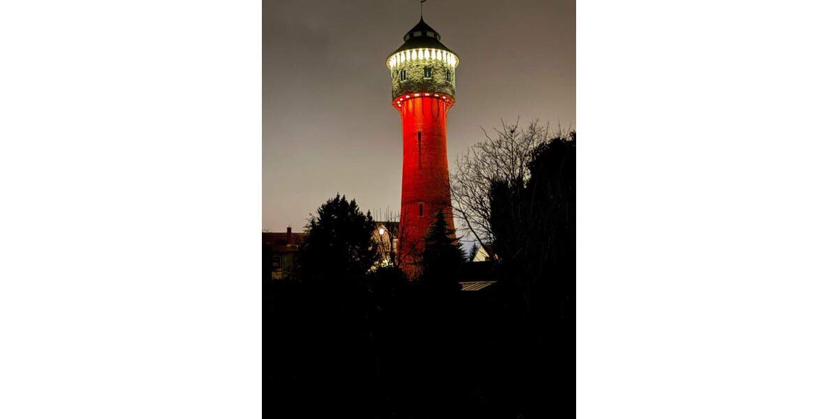 Großzügiges, frisch renoviertes Zweifamilienhaus mit Garten - Plankstadt 8 zimmer