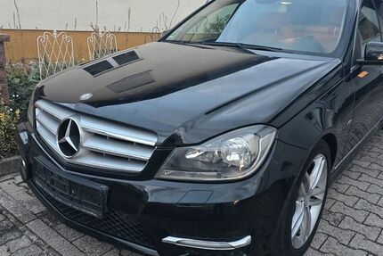 Mercedes-Benz C 250 94.267 km 12.500 &euro; Reilingen 68799