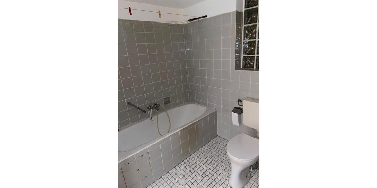 Etagenwohnung Viernheim - 2 Zimmer, 81 m&sup2;, 210.000&euro; | Angebot:26476935