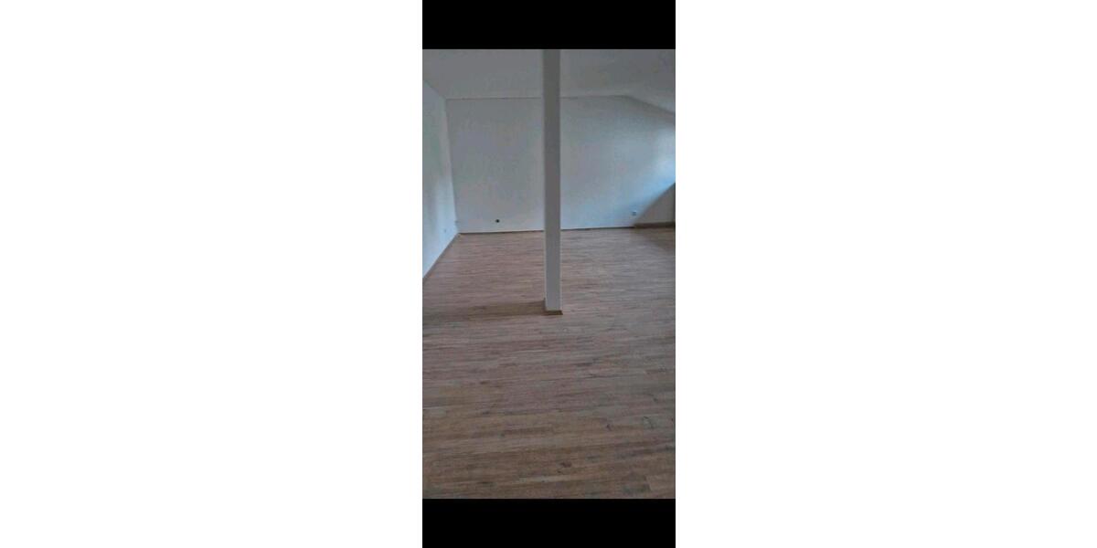 Dachgeschoßwohnung Hirschhorn (Neckar) - 5 Zimmer, 117 m&sup2;, 760&euro; | Angebot:26267020