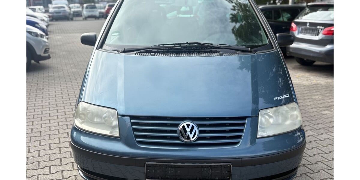 VW Sharan 173.000 km 2.999 € Speyer 67346