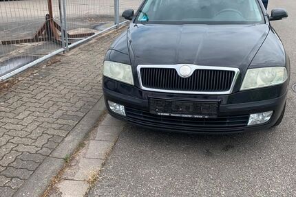 Skoda Octavia 229.000 km 1.499 &euro; Römerberg 67354