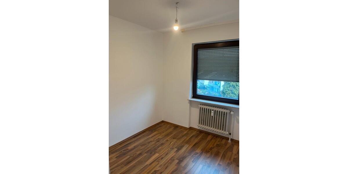 Etagenwohnung Nußloch - 4 Zimmer, 90 m&sup2;, 1.600&euro; | Angebot:26022103