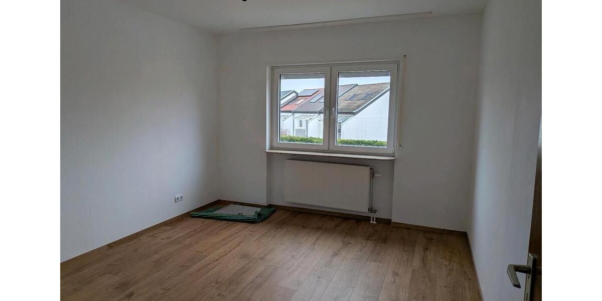 Etagenwohnung Speyer - 3 Zimmer, 81 m&sup2;, 1.000&euro; | Angebot:26357970