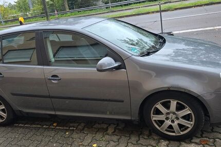 VW Golf 170.000 km 2.150 &euro; Heidelberg 69115