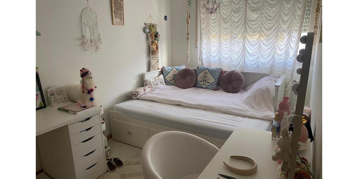 Etagenwohnung Ludwigshafen am Rhein Rheingönheim - 3 Zimmer, 75 m&sup2;, 750&euro; | Angebot:25415302