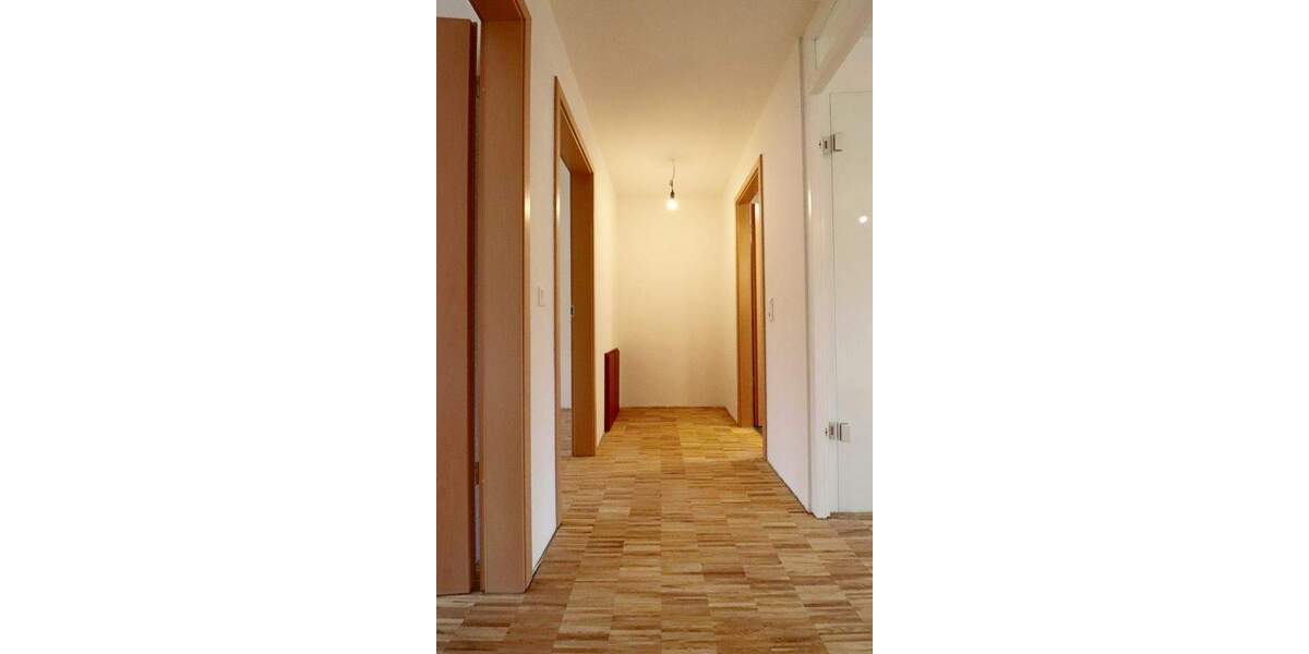 Etagenwohnung Heppenheim - 2 Zimmer, 65 m&sup2;, 850&euro; | Angebot:24636897