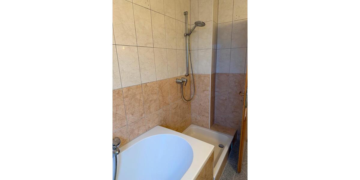 Erdgeschoßwohnung Mannheim Gartenstadt - 3 Zimmer, 95 m&sup2;, 1.200&euro; | Angebot:24787172