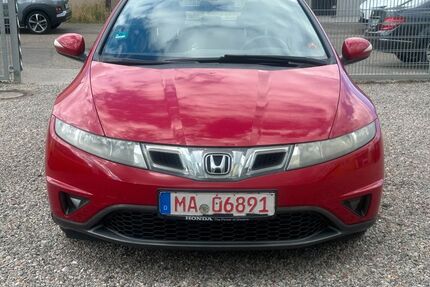 Honda Civic 262.000 km 1.998 &euro; mannheim 68199
