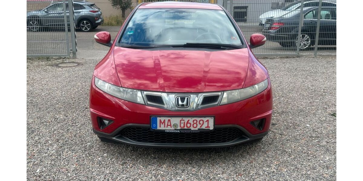 Honda Civic 262.000 km 1.998 &euro; mannheim 68199
