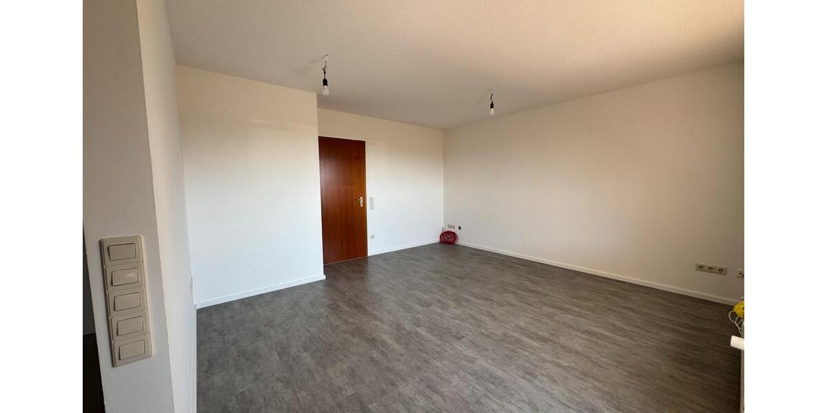 Charmante Dachgeschosswohnung in Hirschberg an der Bergstraße 3.5 zimmer