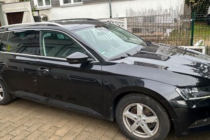 Skoda Superb 154.000 km 15.500 &euro; Oberhausen 68794