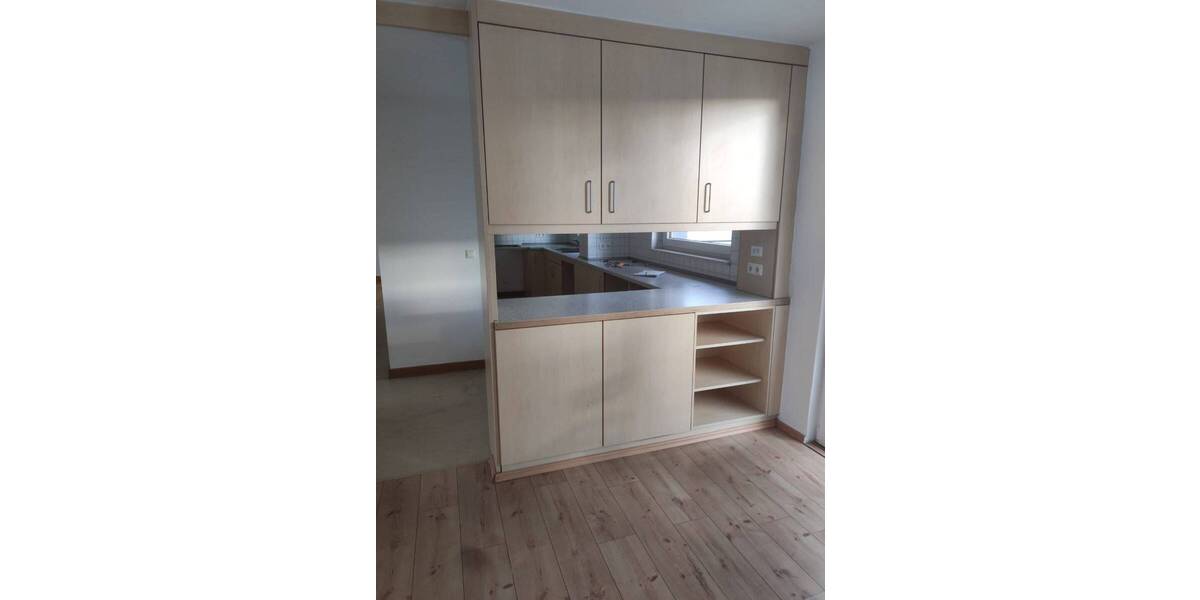 Etagenwohnung Mannheim Käfertal - 7 Zimmer, 167 m&sup2;, 2.080&euro; | Angebot:26806947